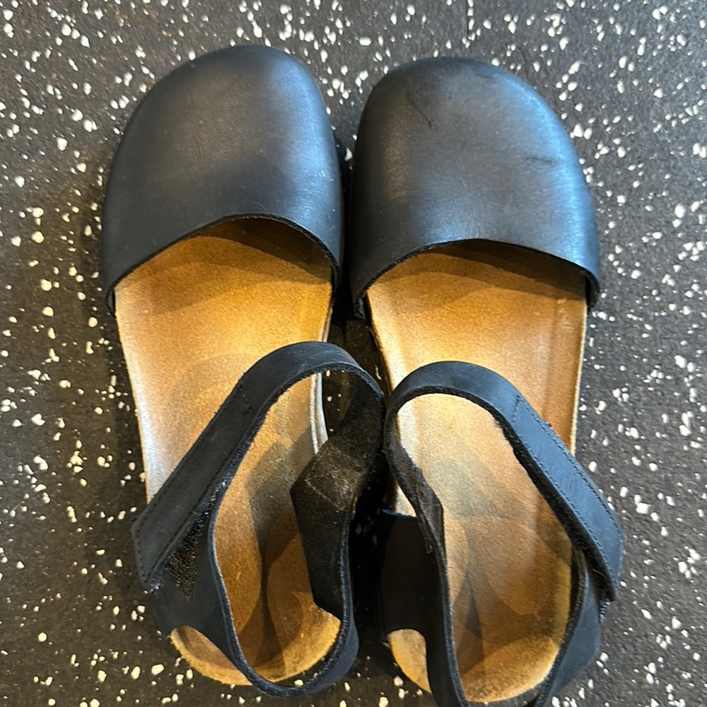 Points of Holland Vinkenberg Women’s Size 37